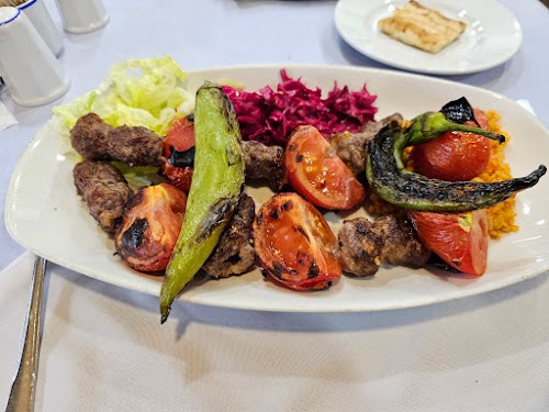 Tarihi Çeşme Restaurant