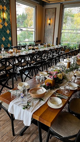 Kadim Restaurant